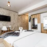 Casa Del Mar 4 Mamaia Nord