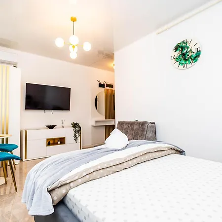 Apartment By Rs 5